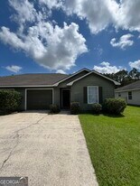 15 Talbot Ct in St. Marys, GA - Building Photo