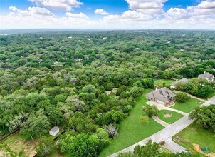 21107 Paradise Pass in Garden Ridge, TX - Building Photo - Building Photo
