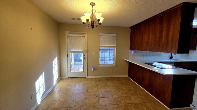 229 Sunflower Dr in Bonaire, GA - Building Photo - Building Photo