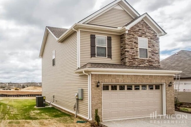 3012 Wesley Rd in Spring Hill, TN - Foto de edificio - Building Photo
