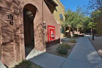 Placita Escondida Condominiums in Tucson, AZ - Building Photo - Building Photo