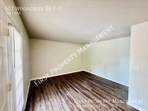 507 Woodcreek Dr in Rossville, GA - Building Photo - Building Photo