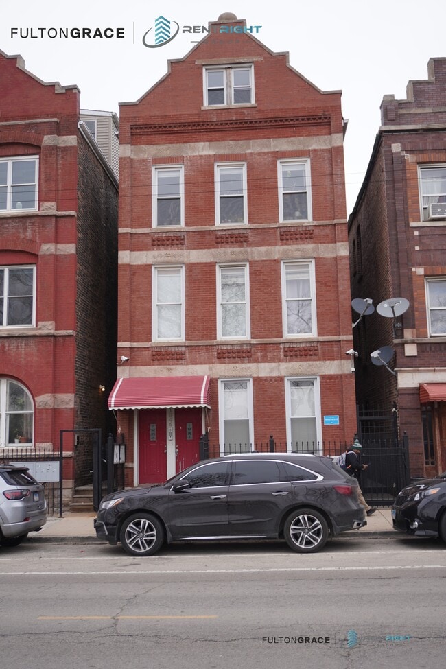 1846 W 18th St, Unit 1F in Chicago, IL - Building Photo - Building Photo