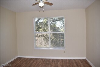 11571 Villa Grand in Ft. Myers, FL - Foto de edificio - Building Photo