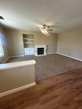 1026 W Willow Dr in Hanford, CA - Building Photo - Building Photo