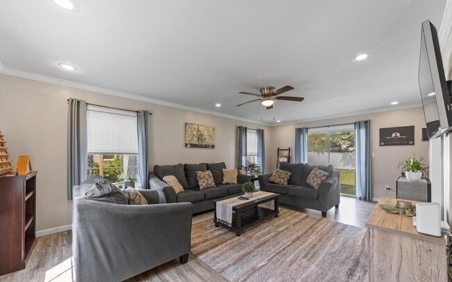 97 Shawmont Ln in Willingboro, NJ - Foto de edificio - Building Photo