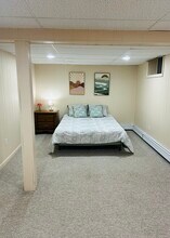 12 Graham St, Unit 1 Bd Furnished in Waterford, CT - Building Photo - Building Photo