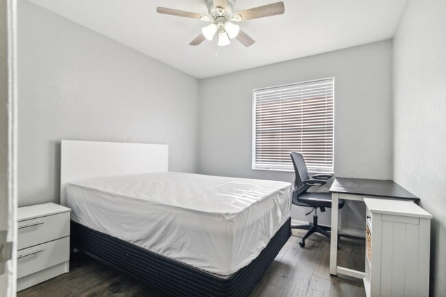 property at 2118 SW 69th Dr