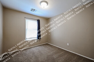 3908 E Sabra Ln in Gilbert, AZ - Foto de edificio - Building Photo