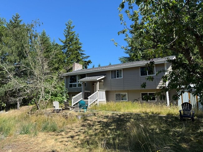 property at 71 Chimacum Creek Dr