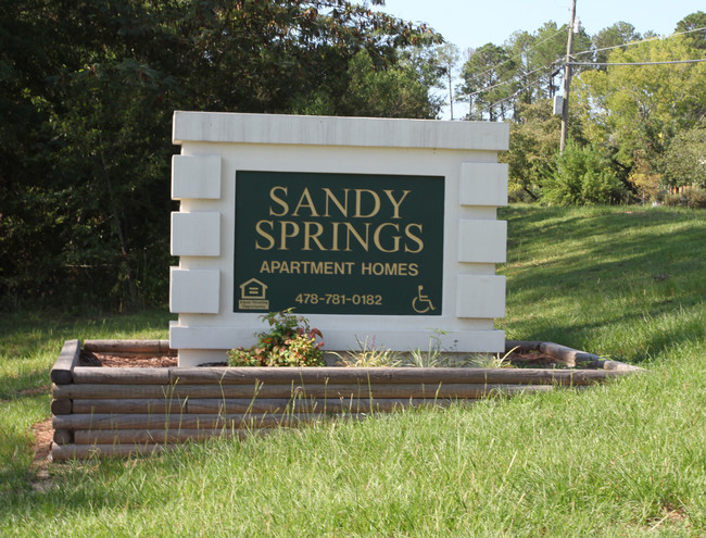 Sandy Springs Apartments in Macon, GA - Foto de edificio - Building Photo