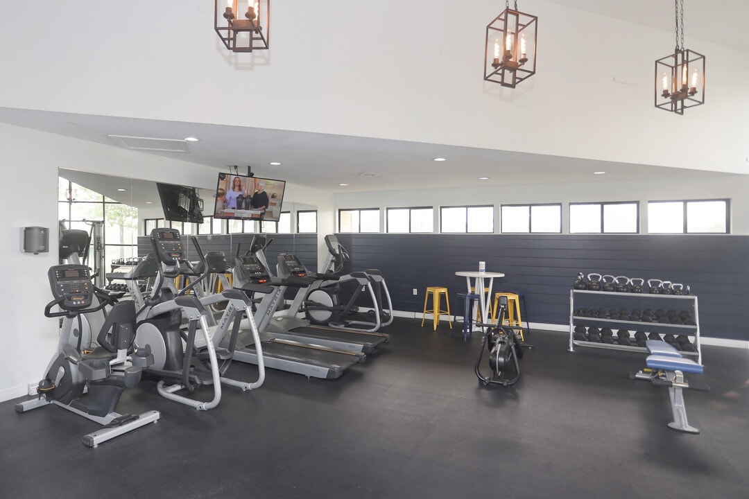 Deercross in Indianapolis, IN - Foto de edificio