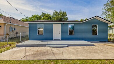 1610 N Goldenrod Rd in Orlando, FL - Building Photo - Building Photo