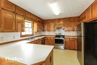 1845 Rockside Ln SW in Snellville, GA - Building Photo - Building Photo