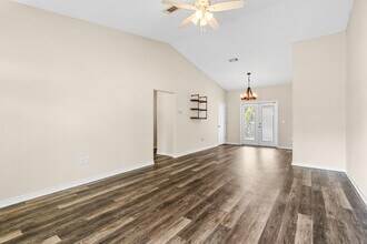 3229 Atlas Dr in Milton, FL - Building Photo - Building Photo