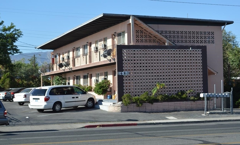 1680 Mill Street in Reno, NV - Building Photo