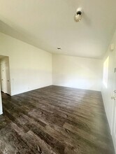 3465 Magnums Way in Redding, CA - Building Photo - Building Photo