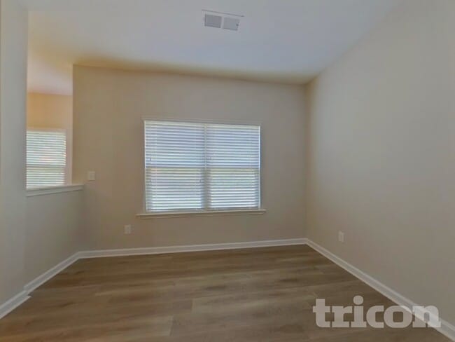 3333 Lowland Dr in Douglasville, GA - Foto de edificio - Building Photo