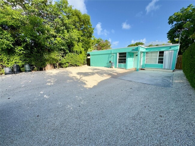 23 Snapper Ave in Key Largo, FL - Foto de edificio - Building Photo