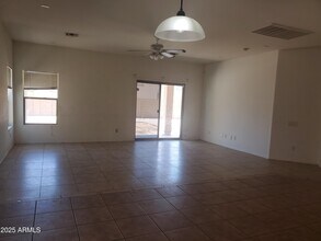 5241 W Apollo Rd in Phoenix, AZ - Building Photo - Building Photo