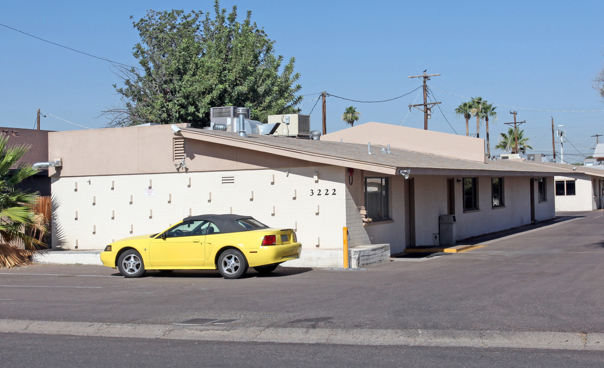 3222 N 37th St in Phoenix, AZ - Building Photo