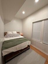 2614 W Thomas St, Unit Unit 2 in Chicago, IL - Building Photo - Building Photo