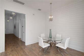 2883 Coco Lakes Dr in Naples, FL - Building Photo - Building Photo