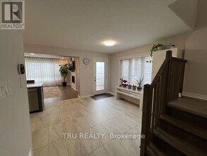 614 Parade Dr in Ottawa, ON - Building Photo - Building Photo