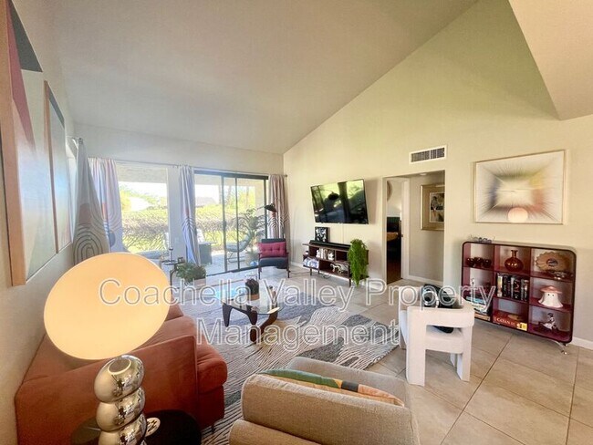 1310 Campeon Cir in Palm Springs, CA - Building Photo - Building Photo