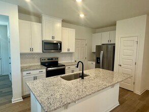 178 Parker Ln in Mebane, NC - Building Photo - Building Photo