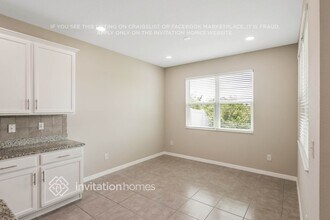 10538 Medford Lakes Dr in Riverview, FL - Building Photo - Building Photo