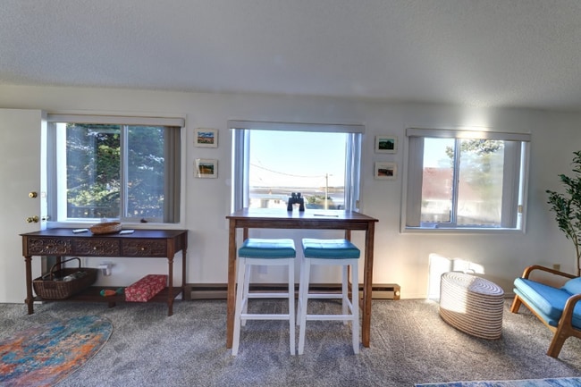 2549 Mason St in Seaside, OR - Building Photo - Building Photo