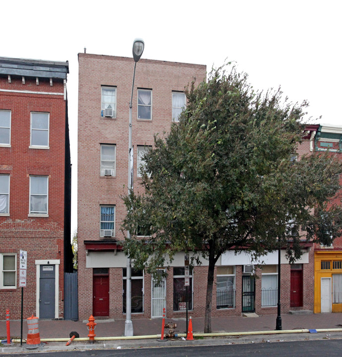 229 S Broadway in Baltimore, MD - Building Photo