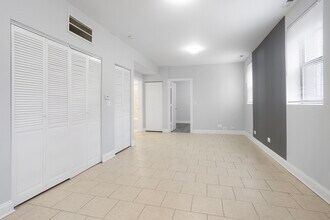 7530 N Seeley Ave in Chicago, IL - Building Photo - Building Photo