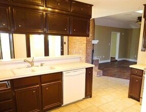 5813 74th St in Lubbock, TX - Building Photo - Building Photo