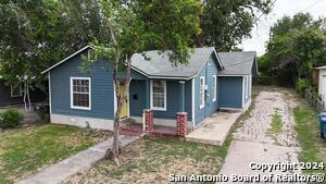 3323 W Laurel St in San Antonio, TX - Building Photo - Building Photo