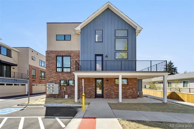 property at 5352 Carr St