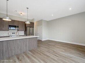 3954 S Indiana Ave in Chicago, IL - Building Photo - Building Photo