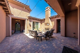 47 Grand Masters Dr in Las Vegas, NV - Building Photo - Building Photo