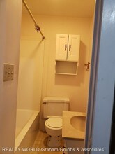 1003 W Church St in Laurinburg, NC - Building Photo - Building Photo