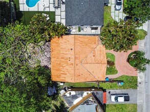 6714 N Waterway Dr in Miami, FL - Building Photo - Building Photo