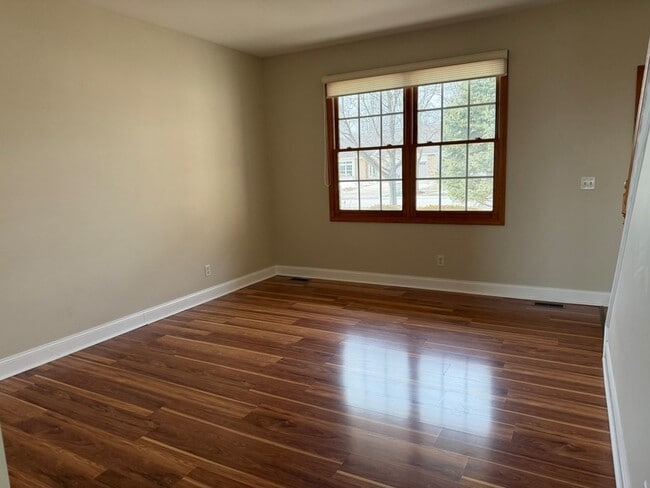 773 Ridge Dr in Elburn, IL - Foto de edificio - Building Photo