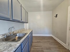 4829 N Springfield Ave in Chicago, IL - Building Photo - Building Photo