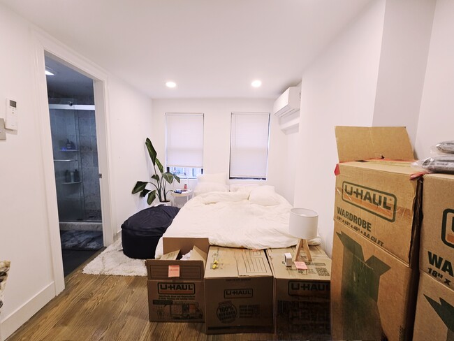 61 Joy St, Unit 3 in Boston, MA - Foto de edificio - Building Photo