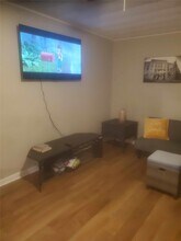 1102 Woods Dr in Liberty, TX - Building Photo - Building Photo