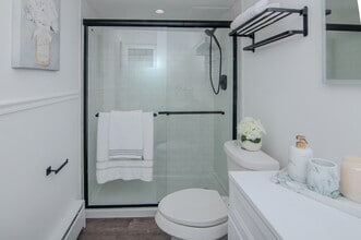 4194 Packard St in Ann Arbor, MI - Building Photo - Building Photo