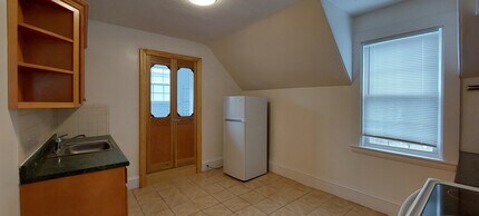 25 Union St, Unit 2 in Quincy, MA - Foto de edificio - Building Photo