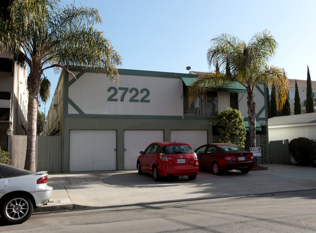 2722 E 3rd St in Long Beach, CA - Foto de edificio - Building Photo