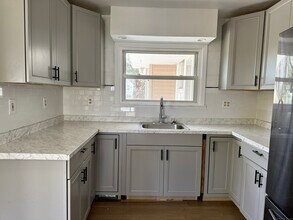 48 Mountain St in Derby, CT - Building Photo - Building Photo
