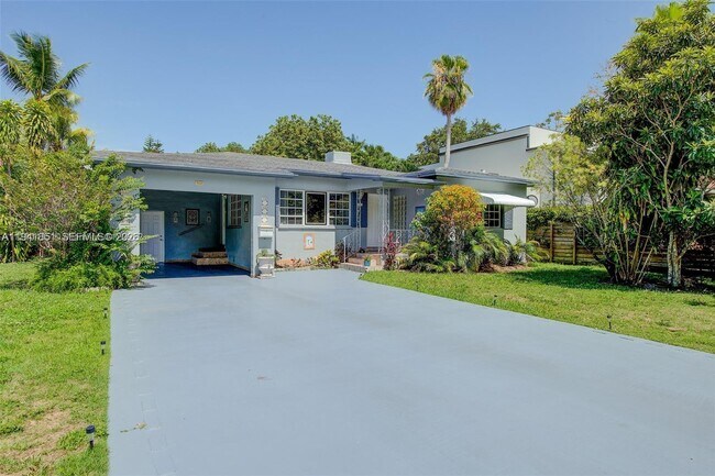 7601 SW 59th Ct in South Miami, FL - Building Photo - Building Photo